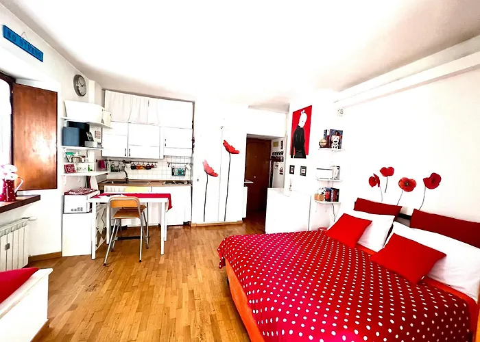 Apartment Lovely Near The Colosseum Rome