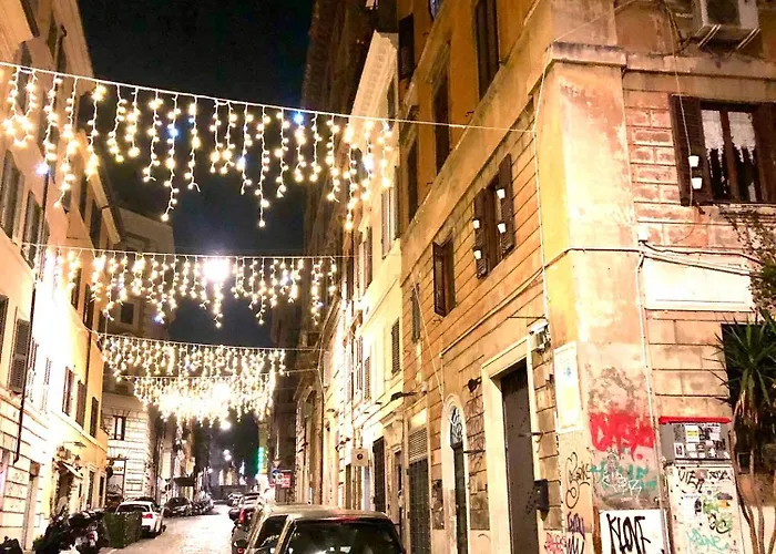 Lovely Near The Colosseum Rome