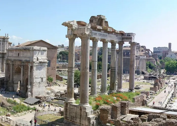 Lovely Near The Colosseum Rome
